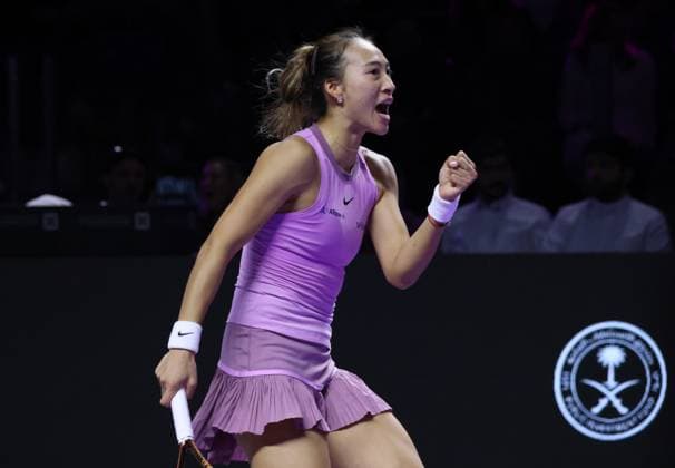 (241110) -- RIYADH, Nov. 10, 2024 -- Zheng Qinwen of China reacts during the final match against Coco Gauff of the United States at WTA, Tennis Damen Finals tennis tournament in Riyadh, Saudi Arabia, Nov. 9, 2024. ) (SP)SAUDI ARABIA-RIYADH-TENNIS-WTA FINALS-FINAL WangxHaizhou 