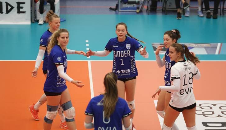 Weissach , DVV Pokal Achtelfinale , Volleyball Binder Blaubären TSV Flacht vs. Allianz MTV Stuttgart , Mitte: Saskia Lenk ( Flacht