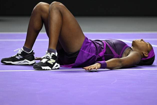 WTA, Tennis Damen Finals 2024 - Day 8 RIYADH, SAUDI ARABIA - NOVEMBER 09: Coco Gauff of USA celebrates as she wins the Final match against Quinwen Zheng of China on Day 8 of the 2024 WTA Finals, part of the Hologic WTA Tour, held at King Saud University Indoor Arena, on November 09, 2024, in Riyadh, Saudi Arabia. Riyadh Saudi Arabia  Copyright: xArturxWidakx originalFilename:widak-wtafinal241109_npAYo.jpg