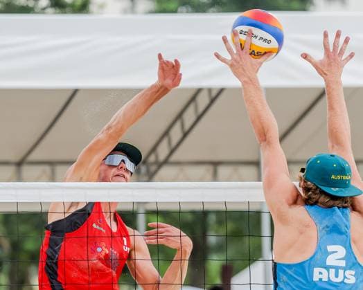 (241110) -- LAGUNA PROVINCE, Nov. 10, 2024 -- D Artagnan Potts (L) of Australia spikes the ball against Izac Carracher of Australia during the men s gold medal match between D Artagnan Potts Jack Pearse of Australia and Mark Nicolaidis Izac Carracher of Australia at the Asian Volleyball Confederation (AVC) 2024 Asian Senior Beach volleyball, Beachvolleyball Championships in Laguna Province, the Philippines on Nov. 10, 2024. ) (SP)PHILIPPINES-LAGUNA PROVINCE-AVC 2024 ASIAN SENIOR BEACH VOLLEYBALL CHAMPIONSHIPS-FINALS RouellexUmali 