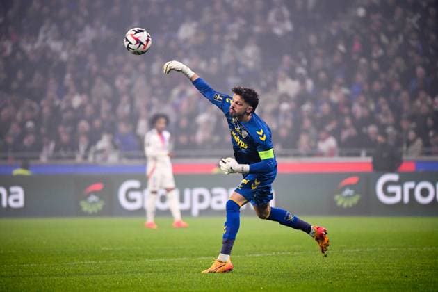 Olympique Lyonnais v AS Saint-Etienne - Ligue 1 MCDonald s 2024 2025 30 Gautier LARSONNEUR (asse) during the Ligue 1 MCDonald s match between Olympique Lyonnais and Saint Etienne at Groupama Stadium on November 10, 2024 in Lyon, France. Lyon France  Copyright: xFEPx 776235301