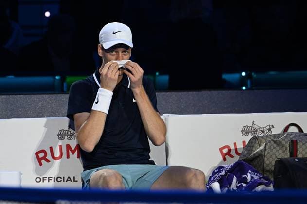 Foto IPP Massimo Rana Torino 10-11-2024 Tennis ATP, Tennis Herren Finals 2024 nella foto jannik sinner mentre si asciuga il naso Italy Photo Press - World Copyright italy  Copyright: xR4924_italyphotopressx