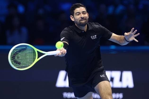 Marcelo Arevalo (El Salvador) controls the ball, Day 2, Nitto ATP, Tennis Herren Finals 2024, INALPI Arena, November 11, 2024, Turin, Italy.