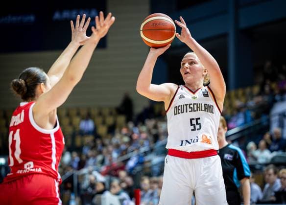 Germany v Czech Republic FIBA Womens EuroBasket 2025 Qualifier Jessika Schiffer Germany, 55 on basket shot against defense of Anezka Kopecka Czech Republic, 11 Wetzlar Buderus Arena Wetzlar Hessen Germany