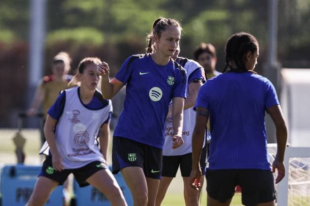 November 11, 2024, Sant Joan Despi, Barcelona, SPAIN: Caroline Craham Hansen during the training day of FC Barcelona, Barca ahead UEFA WomenÃ¢â‚¬â ¢s Champions League, football match against SKN St. Polten at Ciudad Esportiva Joan Gamper on November 11, 2024 in Sant Joan Despi, Barcelona, Spain. Sant Joan Despi SPAIN - ZUMAa181 20241111_zaa_a181_008 Copyright: xJavierxBorregox