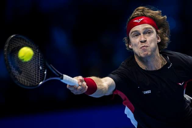 Nitto ATP, Tennis Herren Finals - Day Two Andrey Rublev of Russia plays a forehand during his round robin singles match against Alexander Zverev of Germany during day two of the Nitto ATP Finals. Alexander Zverev won the match 6-4, 6-4. Turin Italy Copyright: xNicolòxCampox