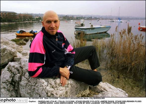 BARDOLINO (ITALIE ITALIA) 13 12 2000 STAGE EQUIPE CYCLISTE LAMPRE DAIKIN STAGE WIELRENNEN PLOEG LAMPRE DAIKIN LUDO DIERCKXSENS PICTURE BY ERIC LALMAND COPYRIGHT PHOTO NEWS BARDOLINO  Copyright: xEricxLalmandx ELPN131200_045.JPG LUDO DIERCKXENS