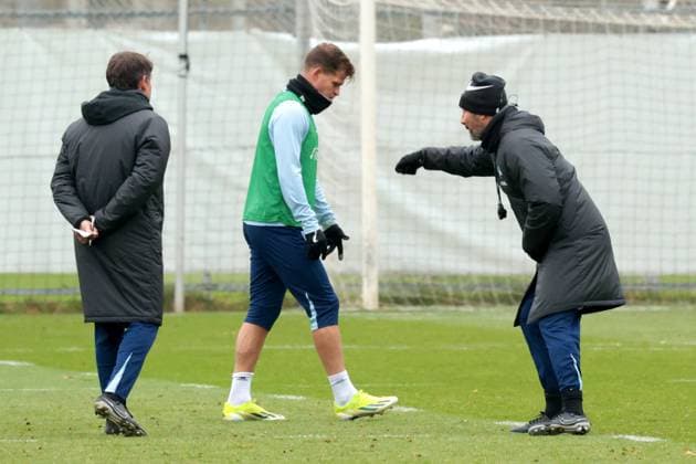 DEU, DFL, 2 FBL Hertha BSC, Training, 12 11 2024, Sportforum, Berlin, DEU, DFL, 2 FBL Hertha BSC, Training, in the picture Head Coach Cristian Fiel Hertha BSC Berlin , Co Coach Jaime Monroy Hertha BSC Berlin , Florian Niederlechner Hertha BSC Berlin 7 DFL regulations prohibit any use of Photographs as image sequences and or quasi video Foto Juergen Engler nordphoto GmbH nordphotoxGmbHx xEngler nph00076