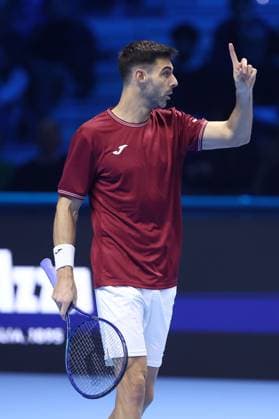 Granollers Zeballos vs Koolhof Mektic Marcel Granollers of Spain gestures during the Round Robin doubles match between Marcel Granollers of Spain and Horacio Zeballos of Argentina against Wesley Koolhof of Holland and Nikola Mektic of Croatia on Day three of the Nitto ATP, Tennis Herren World Tour Finals. Turin Inalpi Arena Italy Copyright: xMarcoxCanonierox