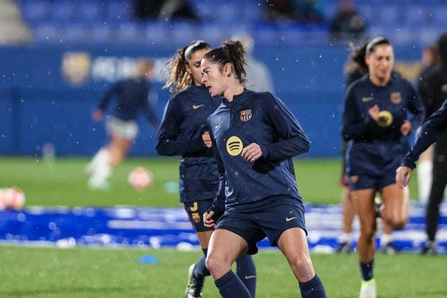 November 12, 2024, Sant Joan Despi, Barcelona, Spain: Marta Torrejon of FC Barcelona, Barca Femenino warms up during the UEFA Women s Champions League 2024 25 Group Stage MD3, football match played between FC Barcelona and SKN St. Polten at Johan Cruyff Stadium on November 12, 2024 in Sant Joan Despi, Spain. Sant Joan Despi Spain - ZUMAa181 20241112_zaa_a181_054 Copyright: xJavierxBorregox