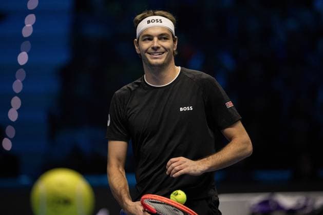 United States Taylor Fritz reacts during the singles tennis match of the ATP, Tennis Herren World Tour Finals against Italy s Jannik Sinner at the Inalpi Arena in Turin, Italy - - Tuesday, November 12, 2024.  Copyright: xMarcoxAlpozzi LaPressex