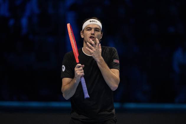 United States Taylor Fritz reacts during the singles tennis match of the ATP, Tennis Herren World Tour Finals against Italy s Jannik Sinner at the Inalpi Arena in Turin, Italy - - Tuesday, November 12, 2024.  Copyright: xMarcoxAlpozzi LaPressex