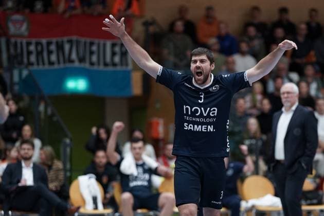 Volleyball, CEV Challenge Cup 12 11 2024, Volleyball, Centre Sportif Lorentzweiler, Luxembourg, CEV Challenge Cup, VC Lorentzweiler LUX Lycurgus Volleyball NL vl Uros Planinsic Lycurgus Volleyball 3 jubel