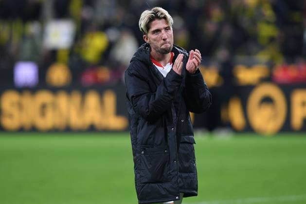 Soccer 1 Bundesliga 9 Matchday Borussia Dortmund RB Leipzig on 02 11 2024 at Signal Iduna Park in Dortmund Kevin Kampl Leipzig disappointed after the end of the match DFL regulations prohibit any use of photographs as image sequences and or quasi video xRx