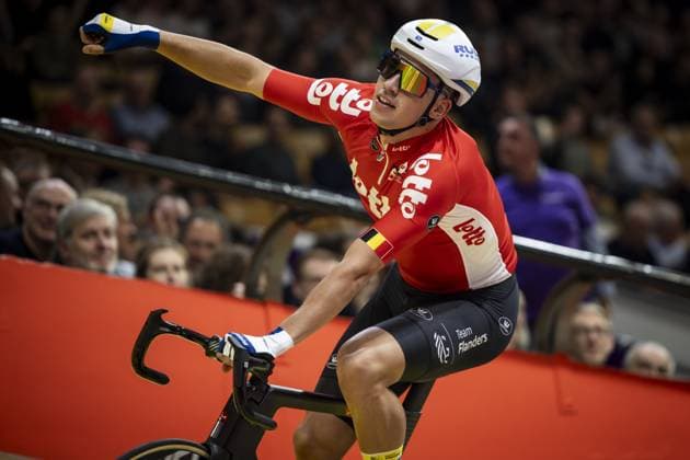 Belgian Noah Vandenbranden pictured in action during the first day of the Zesdaagse Vlaanderen-Gent six-day indoor Track cycling, Rad, Radsport, Bahnrad, Bahn event at the indoor cycling arena t Kuipke, Tuesday 12 November 2024, in Gent. DAVIDxPINTENS  x105267620x