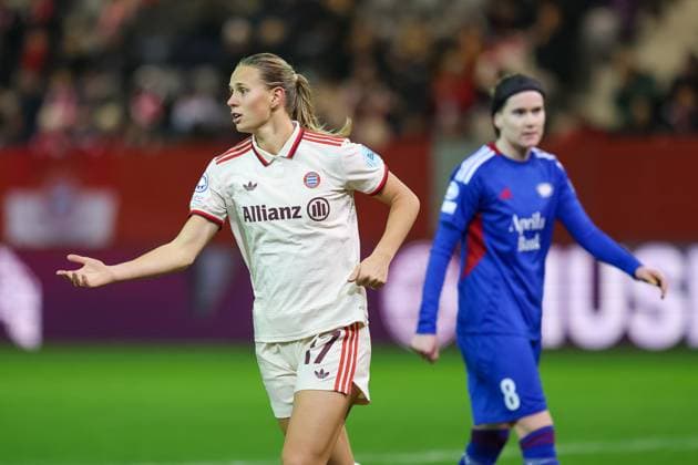 Klara Buehl FC Bayern Muenchen, 17 , FC Bayern Muenchen vs Valerenga IF, Football, UEFA Women s Champions League, Group Round, Matchday 3, Season 2024 2025, 12 11 2024, FC Bayern Muenchen vs Valerenga IF, Football, UEFA Women s Champions League, Group Round, Matchday 3, Season 2024 2025, 12 11 2024 Muenchen Copyright: xEibner-Pressefoto JennixMaulx EP_JML