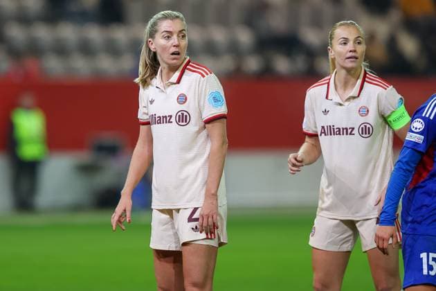 Linda Sembrant FC Bayern Muenchen, 02 with Glodis Perla Viggosdottir FC Bayern Muenchen, 04 , FC Bayern Muenchen vs Valerenga IF, Football, UEFA Women s Champions League, Group Round, Matchday 3, Season 2024 2025, 12 11 2024, FC Bayern Muenchen vs Valerenga IF, Football, UEFA Women s Champions League, Group Round, Matchday 3, Season 2024 2025, 12 11 2024 Muenchen Copyright: xEibner-Pressefoto JennixMaulx EP_JML