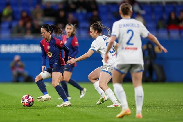 Barcelona, Spain, November 12th 2024: Aitana Bonmati (14 FC Barcelona, Barca in action during the UEFA Womens Champions League football match between FC Barcelona and SKN St Polten at the Johan Cruyff Stadium in Barcelona, Spain (Judit Cartiel SPP) Copyright: xJuditxCartiel SPPx spp-en-JuCa-JUCA9691