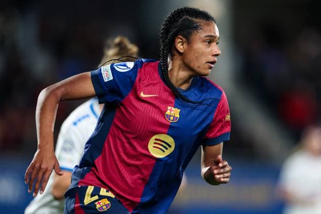 Barcelona, Spain, November 12th 2024: Esmee Brugts (24 FC Barcelona, Barca in action during the UEFA Womens Champions League football match between FC Barcelona and SKN St Polten at the Johan Cruyff Stadium in Barcelona, Spain (Judit Cartiel SPP) Copyright: xJuditxCartiel SPPx spp-en-JuCa-JUCA1379