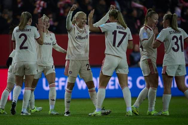 2024 25 UEFA Women™s Champions League FC Bayern Munich Women vs Valerenga Oslo, Croup C, Matchday 3, Season 2024 2025, FC Bayern Munich Women vs Valerenga Oslo, GER, 2024 11 12, FC Bayern Campus Munich, Goal celebration goal by HARDER Pernille FC Bayern Munich 21 , sportworld Munich FC Bayern Campus Bayern Germany