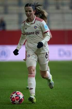 2024 25 UEFA Women™s Champions League FC Bayern Munich Women vs Valerenga Oslo, Croup C, Matchday 3, Season 2024 2025, FC Bayern Munich Women vs Valerenga Oslo, GER, 2024 11 12, FC Bayern Campus Munich, HANSEN Tuva FC Bayern Munich 6 , sportworld Munich FC Bayern Campus Bayern Germany