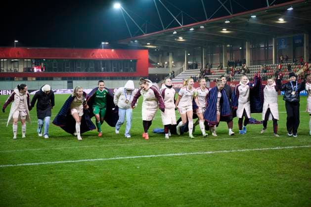 2024 25 UEFA Women™s Champions League FC Bayern Munich Women vs Valerenga Oslo, Croup C, Matchday 3, Season 2024 2025, FC Bayern Munich Women vs Valerenga Oslo, GER, 2024 11 12, FC Bayern Campus Munich, Final score FCB Women wins by 3 0 sportworld Munich FC Bayern Campus Bayern Germany
