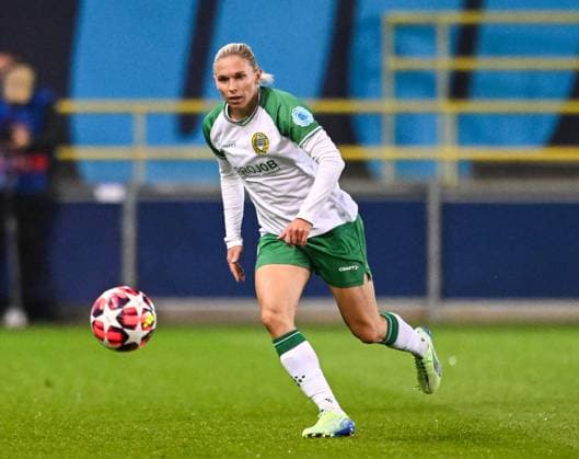 Manchester City Women v Hammarby Fotboll Women UEFA Womens Champions League Jonna Andersson of Hammarby Fotboll Women during the UEFA Womens Champions League Group D match at Joie Stadium, Manchester UK Newspapers OUT Copyright: xKarlxVallantinex FIL-20930-0043