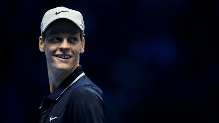 Nitto ATP, Tennis Herren Finals - Day Three Jannik Sinner of Italy smiles during his round robin singles match against Taylor Fritz of USA during day three of the Nitto ATP Finals. Jannik Sinner won the match 6-4, 6-4. Turin Italy Copyright: xNicolòxCampox