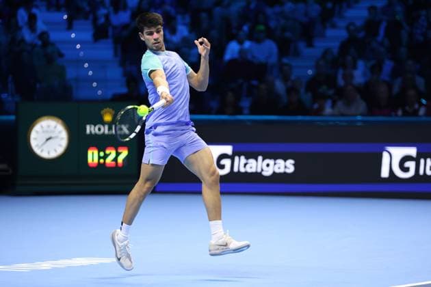 Carlos Alcaraz (Spain) controls the ball, Day 4, Nitto ATP, Tennis Herren Finals 2024, INALPI Arena, November 13, 2024, Turin, Italy.