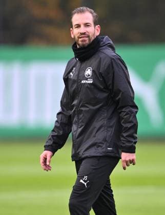 13 11 2024 Soccer 2 Bundesliga Season 2024 2025 SpVgg Greuther Fürth Fuerth Kleeblatt Training xwoxzix Jan Siewert Coach SpVgg Greuther Fürth