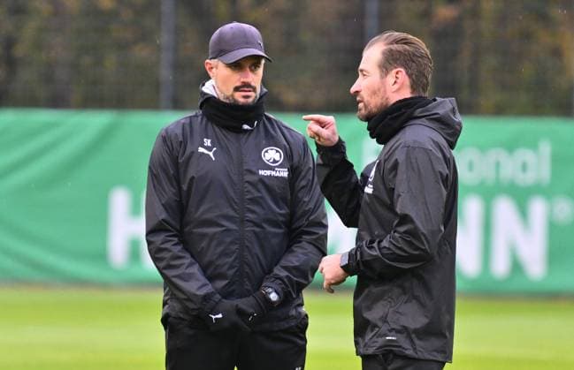 13 11 2024 Soccer 2 Bundesliga Season 2024 2025 SpVgg Greuther Fürth Fuerth Kleeblatt Training xwoxzix Stefan Kleineheismann Co Coach SpVgg Greuther Fürth Jan Siewert Coach SpVgg Greuther Fürth