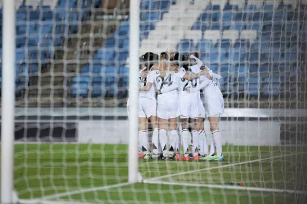 UEFA Women s Champions League - Real Madrid vs FC Twente MADRID, SPAIN -November 13: Several player of Real Madrid celebrates a goal during the UEFA Women s Champions League match between Real Madrid and FC Twente at Alfredo Di Stefano stadium in Madrid. (Photo by Guillermo Martinez) Madrid Alfredo Di Stefano Stadium Spain Copyright: xGuillermoxMartinezx