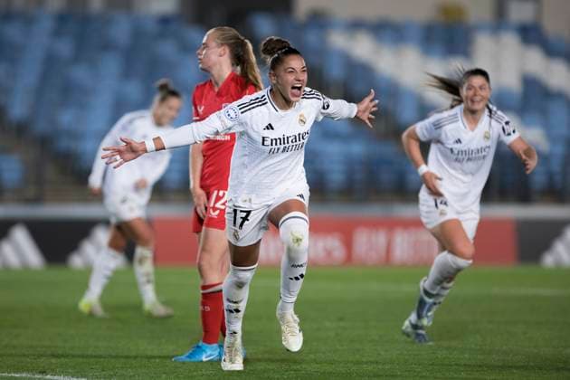 UEFA Women s Champions League - Real Madrid vs FC Twente MADRID, SPAIN -November 13: Carla Camacho of Real Madrid women celebrates a goal during the UEFA Women s Champions League match between Real Madrid and FC Twente at Alfredo Di Stefano stadium in Madrid. (Photo by Guillermo Martinez) Madrid Alfredo Di Stefano Stadium Spain Copyright: xGuillermoxMartinezx