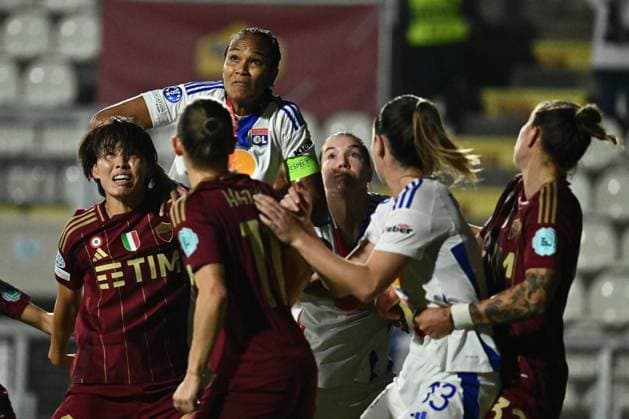 Wendie Renard of Olympique Lyonnais in action during Group A - Day 3 - UEFA Women s Champions League 2023 24 between A.S. Roma and Olympique Lyonnais at the Tre Fontane Stadium on November 13, 2024 in Rome, Italy.  Copyright: xDomenicoxCippitelli IPAxSportx x xx IPA_51528120 IPA_Agency_IPA51528120