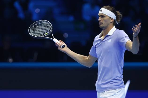 Alexander Zverev vs Casper Ruud Alexander Zverev of Germany gestures during the Round Robin singles match between Alexander Zverev of Germany and Casper Ruud of Norway on Day four of the Nitto ATP, Tennis Herren World Tour Finals. Turin Inalpi Arena Italy Copyright: xMarcoxCanonierox