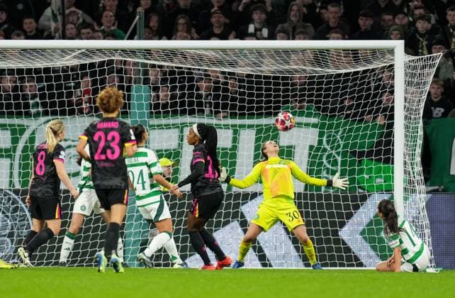 Ashley Lawrence of Chelsea scores to give Chelsea a 1-2 lead. Celtic Women v Chelsea Women, UEFA Women s Champions League, Group B, Football, New Celtic Park, Glasgow, Scotland, UK - 13 Nov 2024 EDITORIAL USE ONLY No use with unauthorised audio, video, data, fixture lists, club league logos or live services. Online in-match use limited to 120 images, no video emulation. No use in betting, games or single club league player publications. Copyright: xStuartxWallace Shutterstockx 14902036v