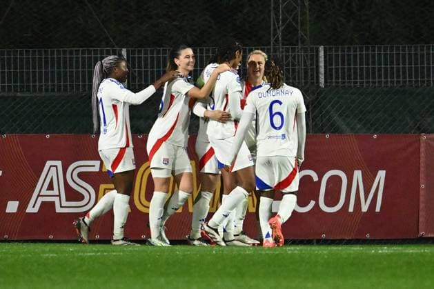 Vanessa Gilles of Olympique Lyonnais celebrates after scoring the gol of 0-3 during Group A - Day 3 - UEFA Women s Champions League 2023 24 between A.S. Roma and Olympique Lyonnais at the Tre Fontane Stadium on November 13, 2024 in Rome, Italy.  Copyright: xDomenicoxCippitelli IPAxSportx x xx IPA_51529663 IPA_Agency_IPA51529663