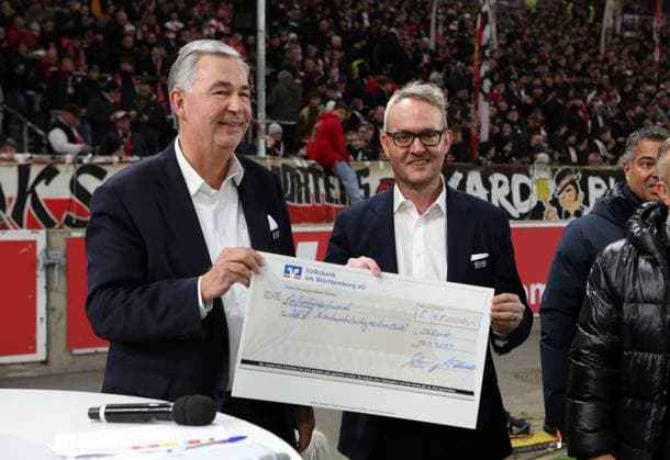 10 11 24 VfB Stuttgart Eintracht Frankfurt Germany, Stuttgart, 10 11 2024, Football, Bundesliga, VfB Stuttgart Eintracht Frankfurt f l Dietmar Allgaier President VfB Stuttgart , Alexander Wehrle Chairman of the Board VfB Stuttgart