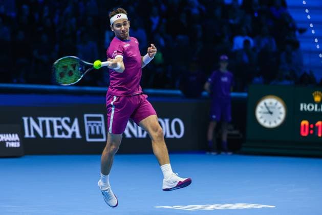 Alexander Zverev of Germany vs Casper Ruud of Norway Nitto ATP FINALS 2024 Turin 13 11 2024 Casper Ruud of Norway seen in actions during Men s Singles Group Stage match against Alexander Zverev of Germany on day four of the Nitto ATP Finals 2024 at Inalpi Arena Copyright: xBEAUTIFULxSPORTS Carabellix