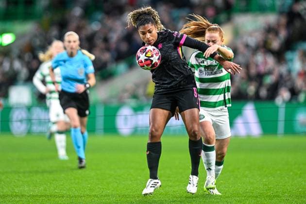 Celtic Women v Chelsea Women UEFA Womens Champions League Colette Cavanagh of Celtic Women and Catarina Macario of Chelsea Women during the UEFA Womens Champions League Group B match at Celtic Park, Glasgow UK Newspapers OUT Copyright: xJamiexJohnstonx FIL-20931-0108