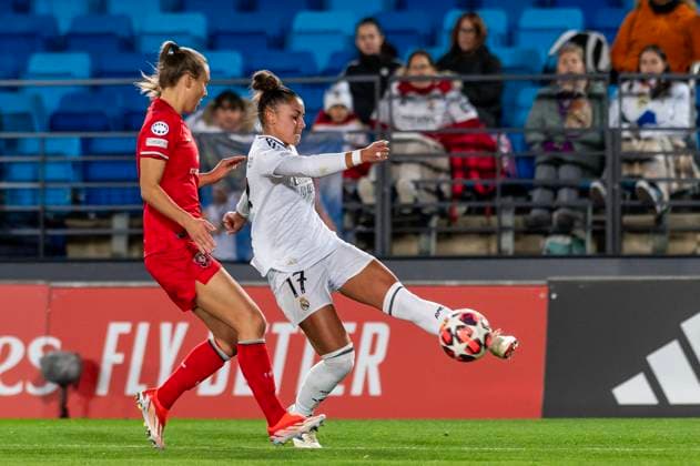 November 13, 2024, Valdebebas, Madrid, Spain: 17 CARLA CAMACHO.The WomenÃ‚Â s Champions League, football match played between REAL MADRID FEMENINO and FOOTBALL CLUB TWENTE at Stadium Alfredo Di Stefano on November 13, 2024, in Madrid, Spain. Valdebebas Spain - ZUMAc312 20241113_zsp_c312_007 Copyright: xOscarxManuelxSanchezx