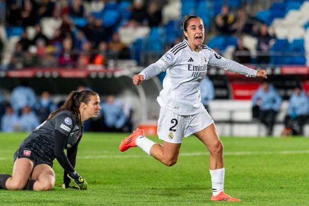 November 13, 2024, Valdebebas, Madrid, Spain: 2 OIHANE HERNANDEZ celebrating his first goal and REAL MADRID s sixth goal..The WomenÃ‚Â s Champions League, football match played between REAL MADRID FEMENINO and FOOTBALL CLUB TWENTE at Stadium Alfredo Di Stefano on November 13, 2024, in Madrid, Spain. Valdebebas Spain - ZUMAc312 20241113_zsp_c312_016 Copyright: xOscarxManuelxSanchezx