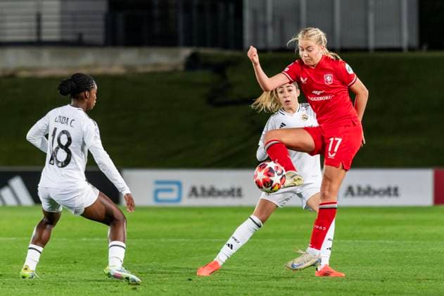 November 13, 2024, Valdebebas, Madrid, Spain: 17 AMANDA ANDRADoTTIR.The WomenÃ‚Â s Champions League, football match played between REAL MADRID FEMENINO and FOOTBALL CLUB TWENTE at Stadium Alfredo Di Stefano on November 13, 2024, in Madrid, Spain. Valdebebas Spain - ZUMAc312 20241113_zsp_c312_041 Copyright: xOscarxManuelxSanchezx