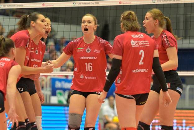 13 11 2024, Center of Dresden Emma Clothier, Volleyball, CEV Cup, European Cup, Dresdner SC Vandoeuvre Nancy VB, c Dresden Germany