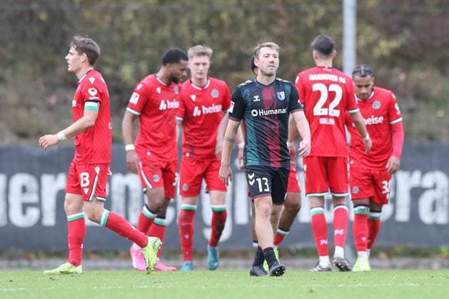 14 11 2024, xtgx, football test match, Hannover 96 1 FC Magdeburg emspor, v l jubilation after the 2 2 by Jessic Ngankam Hannover, 7 , Connor Krempicki Magdeburg, 13 disappointed, looks disappointed, disappointed DFL DFB REGULATIONS PROHIBIT ANY USE OF PHOTOGRAPHS as IMAGE SEQUENCES and or QUASI VIDEO Hannover