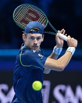 November 14, 2024, Turin: Alex de Minaur of Australia plays the match against Taylor Fritz of USA during the match of Nitto ATP, Tennis Herren Finals in Turin, 14 november 2024 ..The ATP men s singles world number 1 is preparing for the ATP Finals that will run from 10-17 November in Turin ANSA ALESSANDRO DI MARCO ATP Finals Torino  - ZUMAa110 20241114_zaf_a110_022 Copyright: xAlessandroxDixMarcox