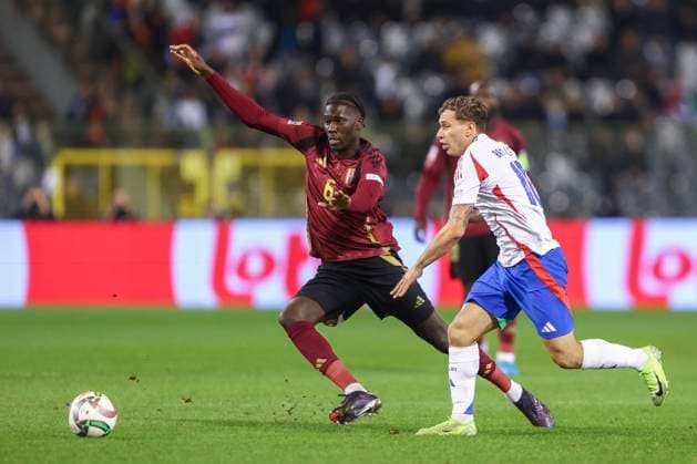 Belgium v Italy - UEFA Nations League 14 11 2024 BRUSSELS, BELGIUM - NOVEMBER 14 : Onana Amadou midfielder of Belgium and Nicolo Zaniolo forward of Italy in action during the UEFA Nations League tournament League A Phase Group A2 match between Belgium and Italy on November 14, 2024 in Brussels, Belgium, 14 11 2024 Brussels Belgium  Copyright: xTomasxSiskx