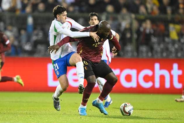 Belgium v Italy - UEFA Nations League 14 11 2024 BRUSSELS, BELGIUM - NOVEMBER 14 : Bastoni Alessandro defender of Italy in action with Lukaku Romelu, forward of Belgium during the UEFA Nations League tournament League A Phase Group A2 match between Belgium and Italy on November 14, 2024 in Brussels, Belgium, 14 11 2024 Brussels Belgium  Copyright: xNicoxVereeckenx