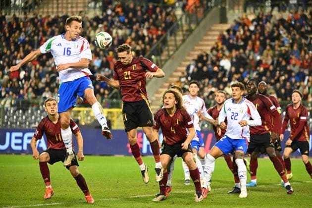Belgium v Italy - UEFA Nations League 14 11 2024 BRUSSELS, BELGIUM - NOVEMBER 14 : Frattesi Davide midfielder of Italy and Castagne Timothy defender of Belgium during the UEFA Nations League tournament League A Phase Group A2 match between Belgium and Italy on November 14, 2024 in Brussels, Belgium, 14 11 2024 Brussels Belgium  Copyright: xVincentxKalutx