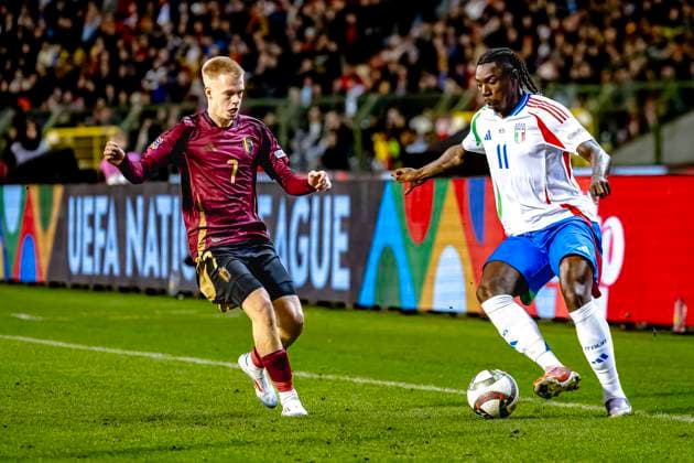 Belgium midfielder Arthur Vermeeren, Italy forwarder Moise Kean, during the match Belgium Italy at the King Baudouin Stadiu for the UEFA Nations League League A Group A2 season 2024 2025 in BRUSSELS, Netherlands on 14 november 2024, photo by Marcel van Dorst EYE4images DeFodi Images not used in POL SRB CRO FRA GBR NED ITA USA Defodi 746 200463 Defodi-746 not used in POL SRB CRO FRA GBR NED ITA USA